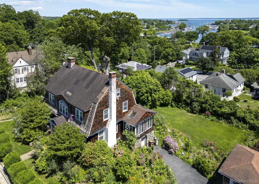 616 Munro Avenue Mamaroneck NY 10543