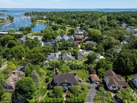 616 Munro Avenue Mamaroneck NY 10543