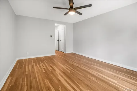 16 Glen Keith Road Glen Cove NY 11542