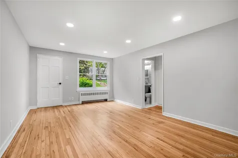 16 Glen Keith Road Glen Cove NY 11542