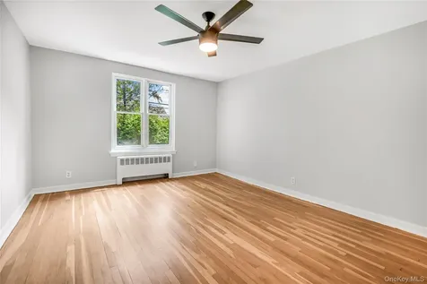 16 Glen Keith Road Glen Cove NY 11542