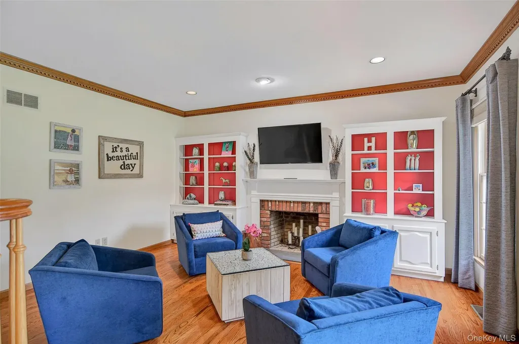 7 Huntington Connecticut Lane New Fairfield CT 06812