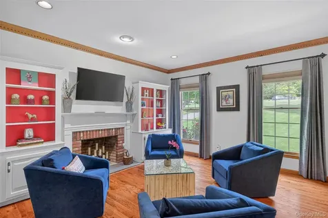 7 Huntington Connecticut Lane New Fairfield CT 06812