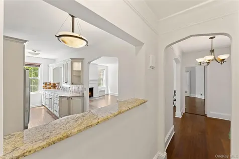 25 Parkview Avenue Bronxville NY 10708