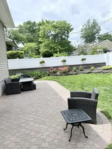5 Simpson Drive Old Bethpage NY 11804