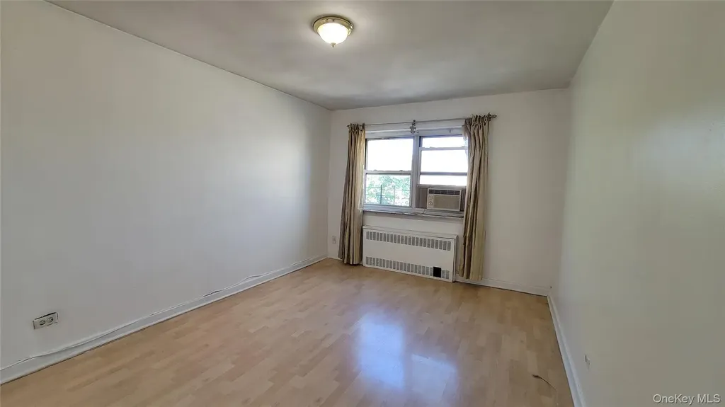 66-10 111 Street Forest Hills NY 11375