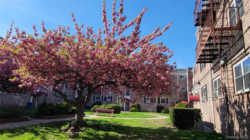 66-10 111 Street Forest Hills NY 11375