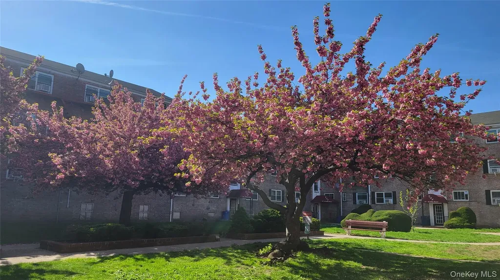 66-10 111 Street Forest Hills NY 11375