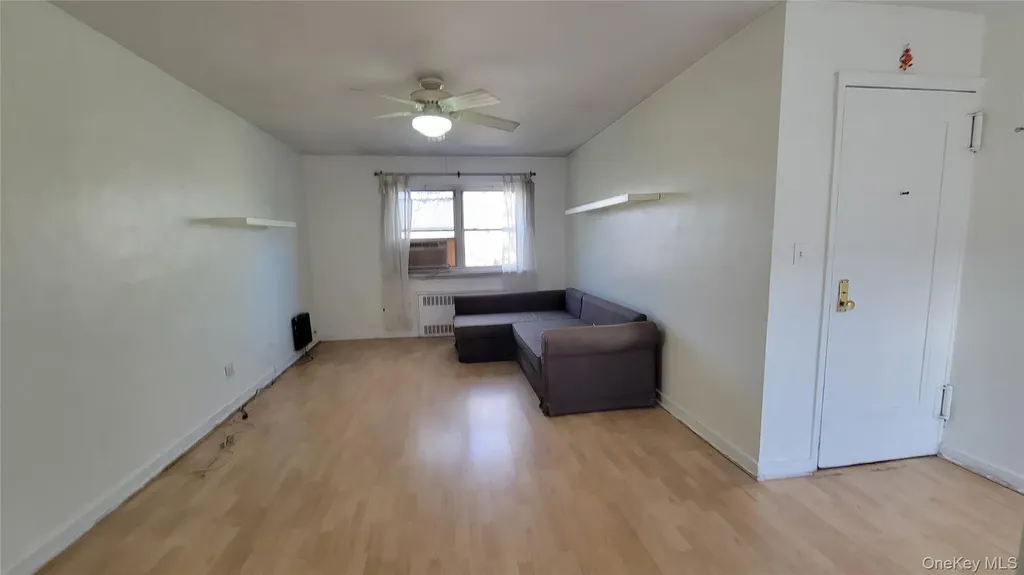 66-10 111 Street Forest Hills NY 11375