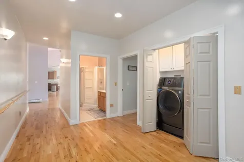 22 Noble Street Coxsackie NY 12051