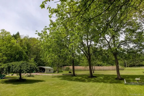 22 Noble Street Coxsackie NY 12051
