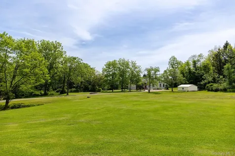 22 Noble Street Coxsackie NY 12051