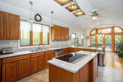 22 Noble Street Coxsackie NY 12051