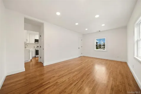 3914 Waverly Avenue Seaford NY 11783