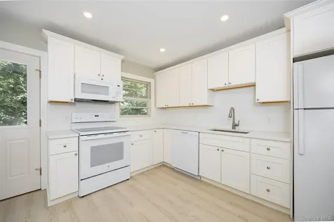 662 Willow Brook Road Clinton Corners NY 12514