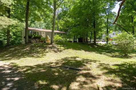 662 Willow Brook Road Clinton Corners NY 12514