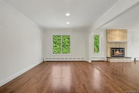 13 Dellworth Drive Yorktown Heights NY 10598
