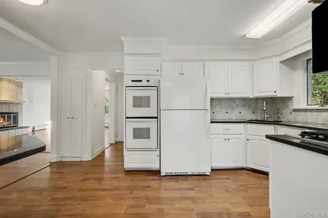 13 Dellworth Drive Yorktown Heights NY 10598