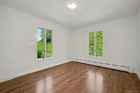 13 Dellworth Drive Yorktown Heights NY 10598
