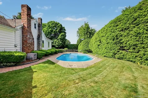 13 Dellworth Drive Yorktown Heights NY 10598