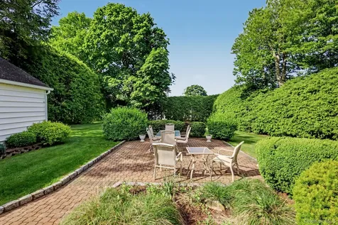 13 Dellworth Drive Yorktown Heights NY 10598