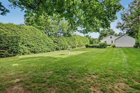 13 Dellworth Drive Yorktown Heights NY 10598