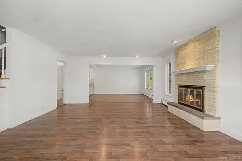 13 Dellworth Drive Yorktown Heights NY 10598