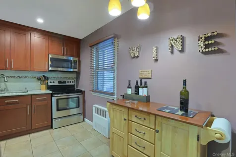 161 Charter Circle Ossining NY 10562