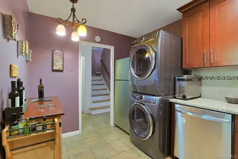 161 Charter Circle Ossining NY 10562