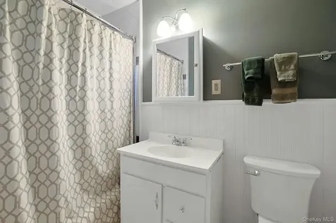 161 Charter Circle Ossining NY 10562
