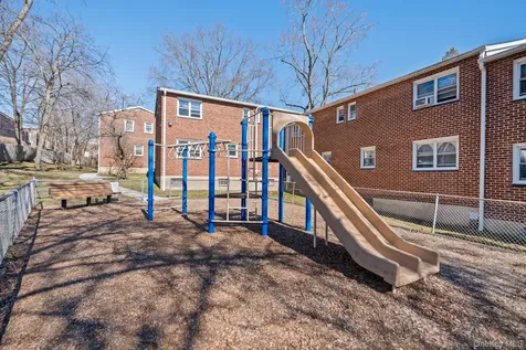 161 Charter Circle Ossining NY 10562