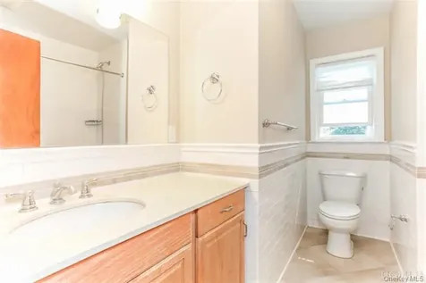 6 Oakstwain Road Scarsdale NY 10583