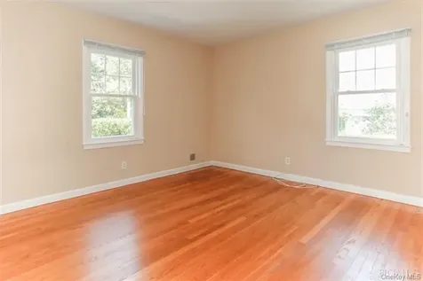 6 Oakstwain Road Scarsdale NY 10583
