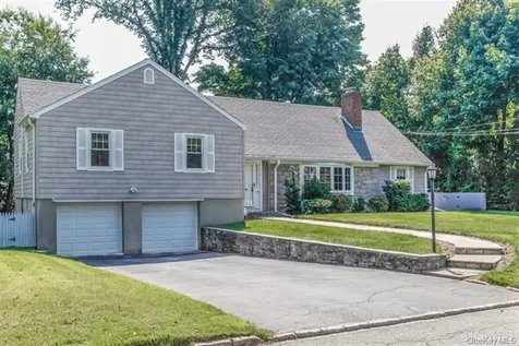 6 Oakstwain Road Scarsdale NY 10583