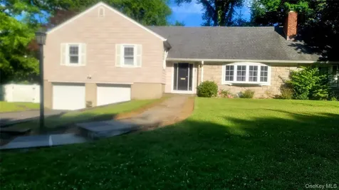 6 Oakstwain Road Scarsdale NY 10583