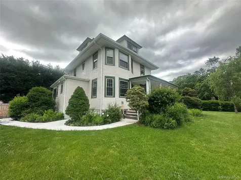 27 Dosoris Way Glen Cove NY 11542