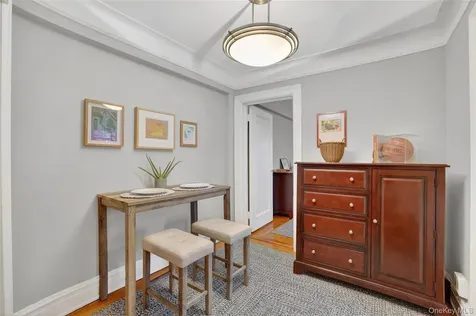 42 Pondfield Road W Bronxville NY 10708