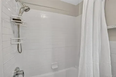 42 Pondfield Road W Bronxville NY 10708