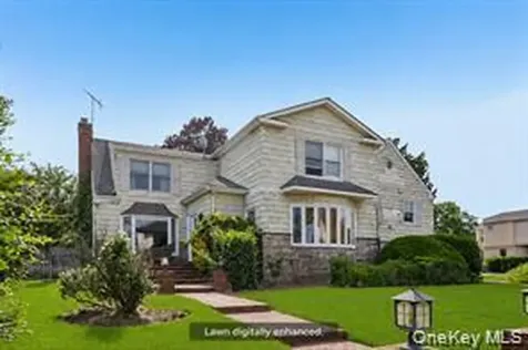 1304 Harbor Road Hewlett Harbor NY 11557