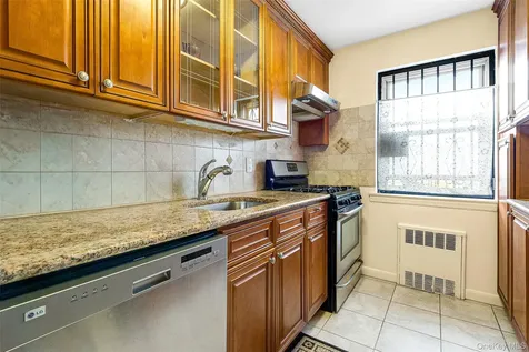 73-44 Austin Street Forest Hills NY 11375