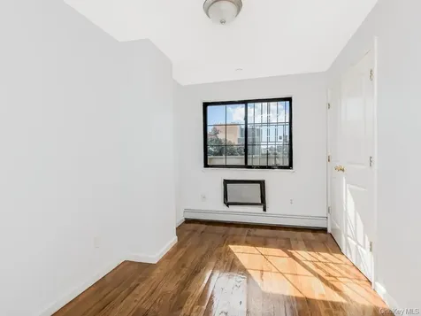 3545-3547 Carlisle Place Bronx NY 10467
