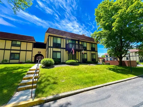 5 Loudon Drive Fishkill NY 12524