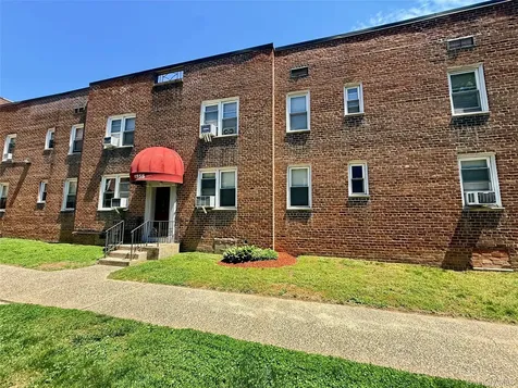 1555 Central Park Avenue Yonkers NY 10710
