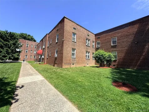 1555 Central Park Avenue Yonkers NY 10710