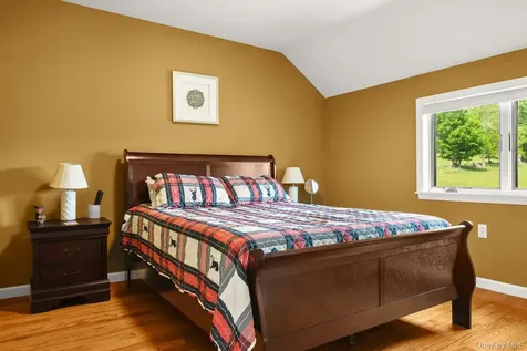 240 A Mountaindale Road Greenfield Park NY 12435