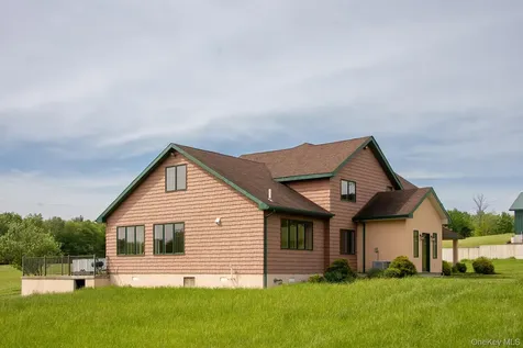 240 A Mountaindale Road Greenfield Park NY 12435