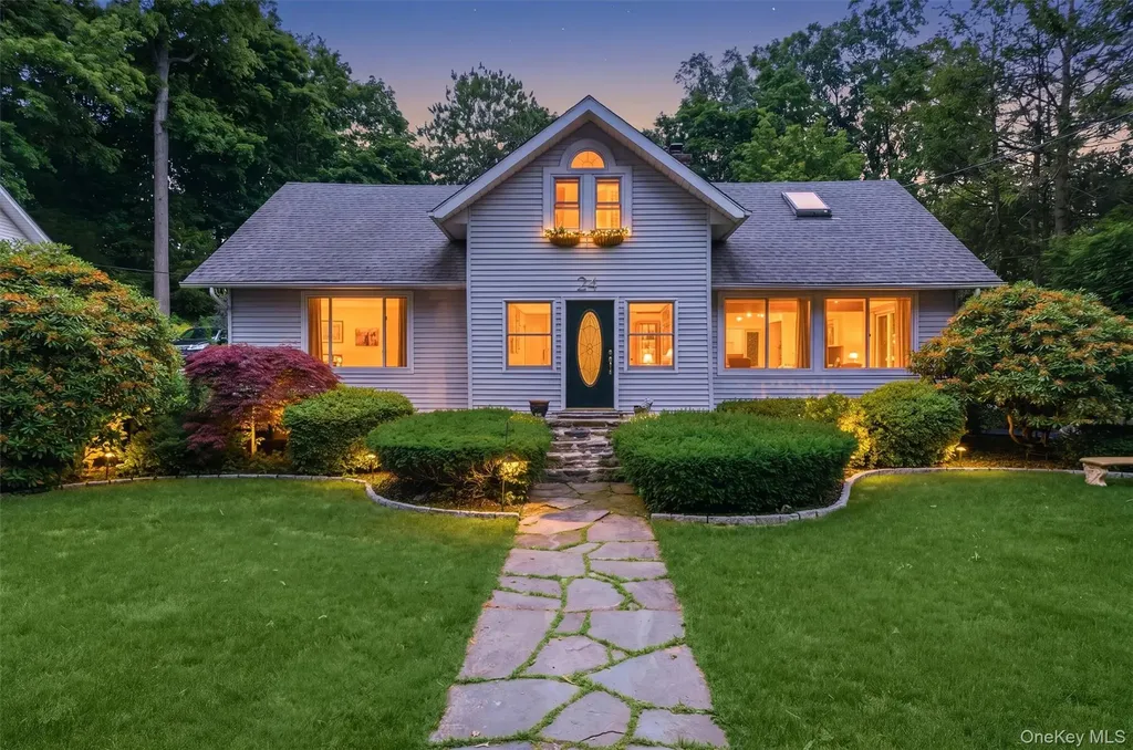 24 Tamarack Road Mahopac NY 10541