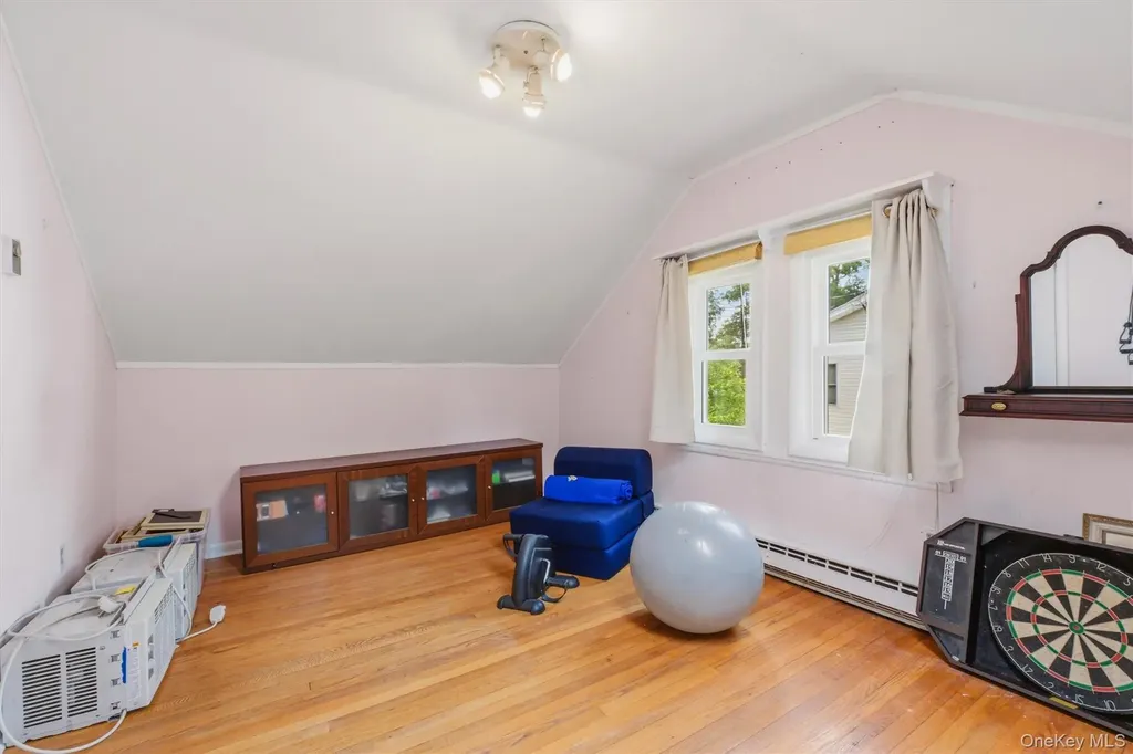 24 Tamarack Road Mahopac NY 10541