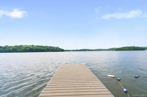24 Tamarack Road Mahopac NY 10541