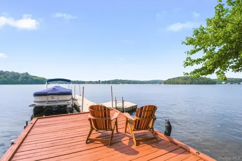 24 Tamarack Road Mahopac NY 10541